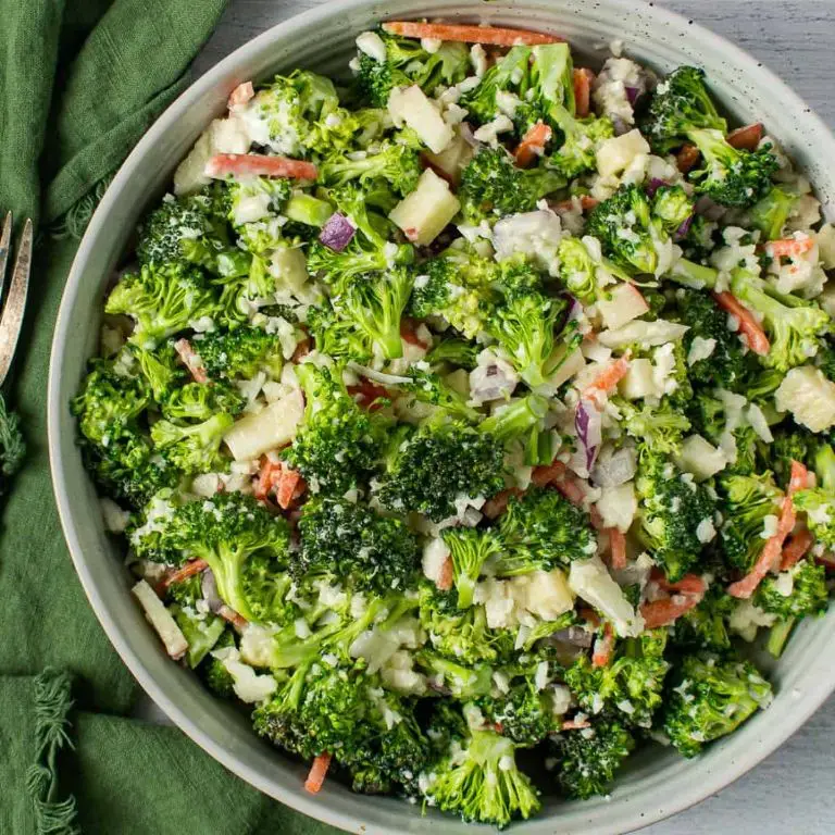 Crunchy Broccoli and Cauliflower Salad