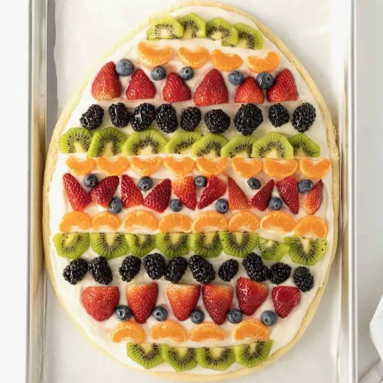 Easter Egg Fruit Pizza