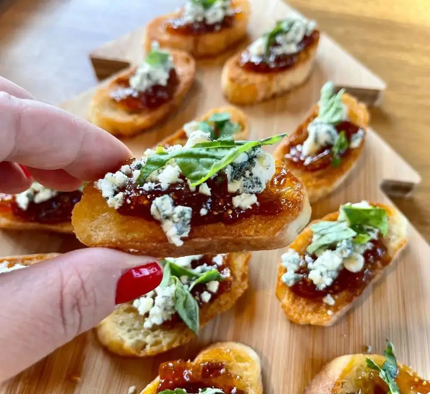 Fig and Blue Cheese Crostini
