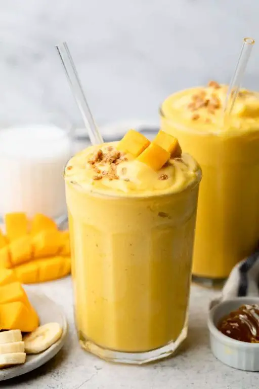 Fresh Coconut and Mango Smoothie