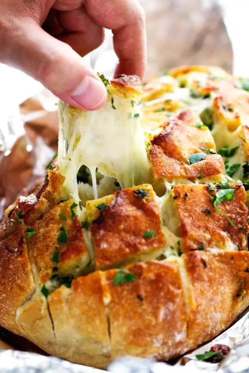 Garlic Bread with Fresh Mozzarella and Herbs