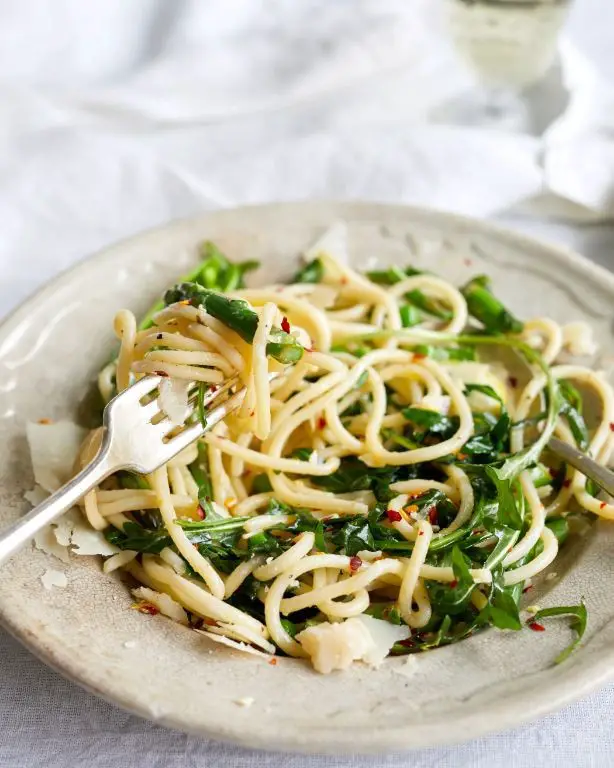 Garlic Butter Canned Asparagus Pasta
