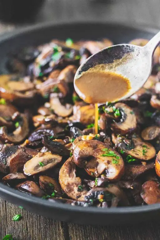 Garlic Butter Sauteed Trumpet Mushrooms