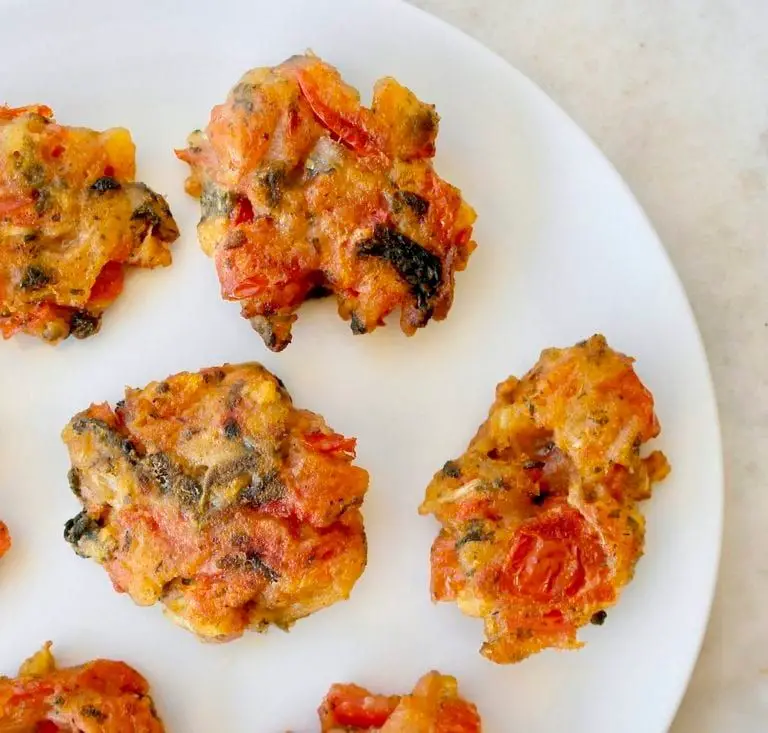Greek Tomato Fritters (Domato Keftedes)
