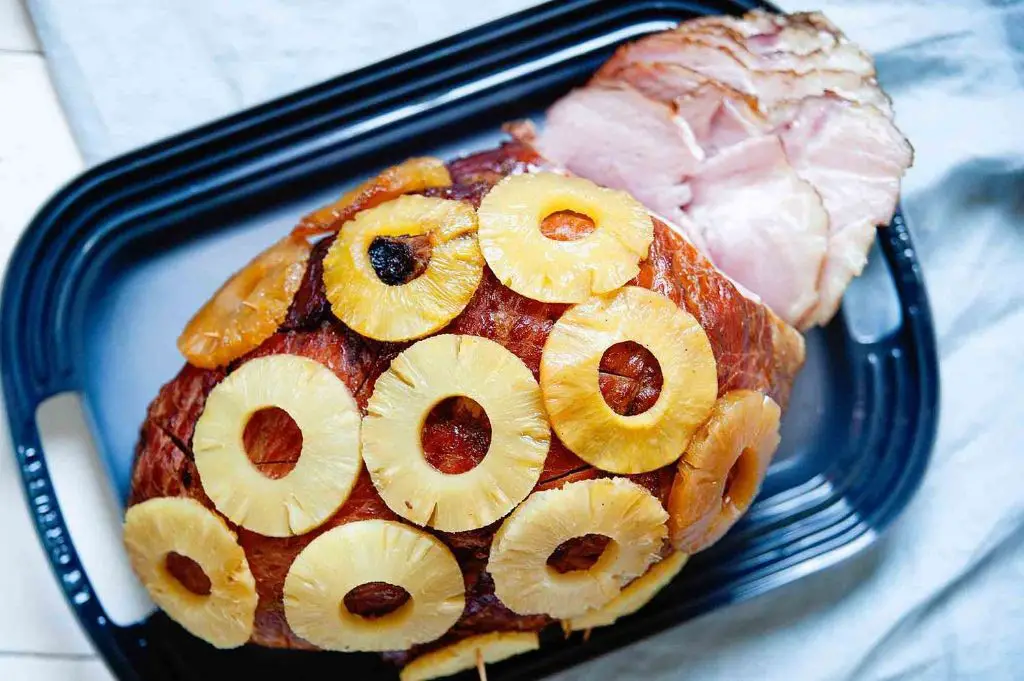 Hawaiian Pineapple Glazed Ham
