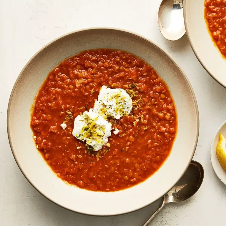 Herbed Lentil and Tomato Crockpot Soup