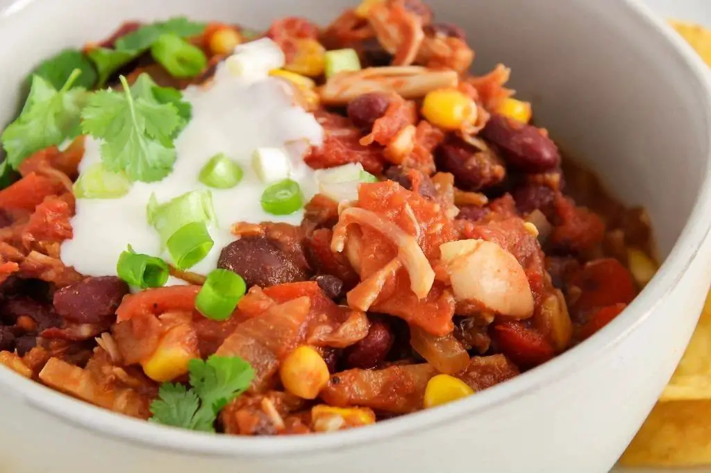 Jackfruit Chili with Kidney Beans and Corn