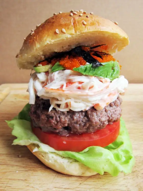 Krabby Patty with Spicy Sriracha Mayo