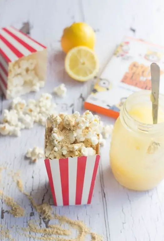 Lemon Meringue Sweet Popcorn