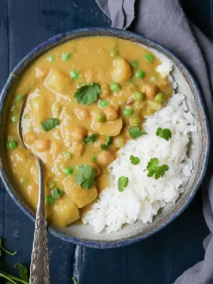 Lentil and Chickpea Crockpot Curry