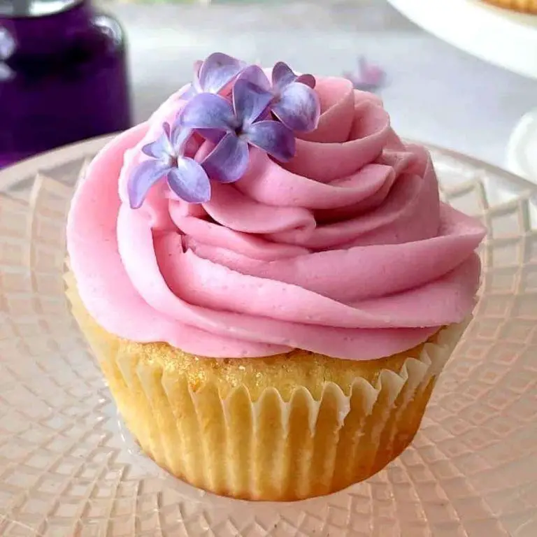 Lilac Buttercream Frosted Cupcakes