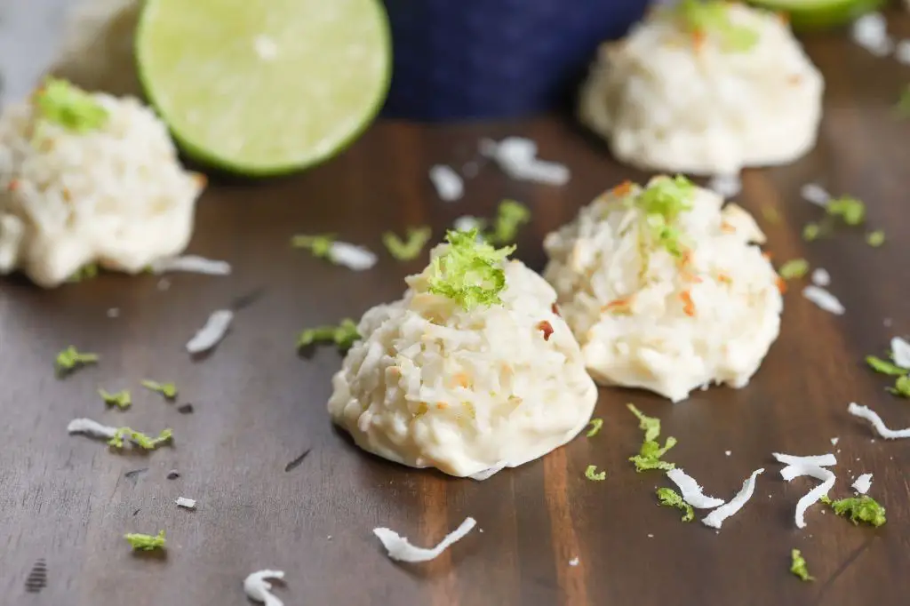 Lime and Coconut Macaroons