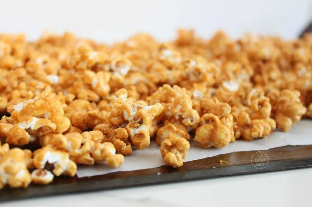 Little Bit Sweet and Salty Caramel Popcorn