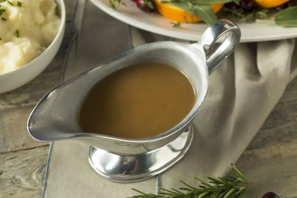 Maple Bourbon Turkey Gravy