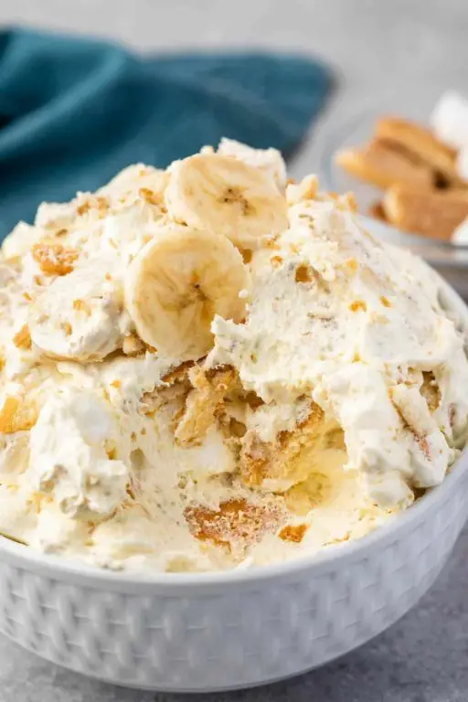 Marshmallow Fluff and Banana Pudding