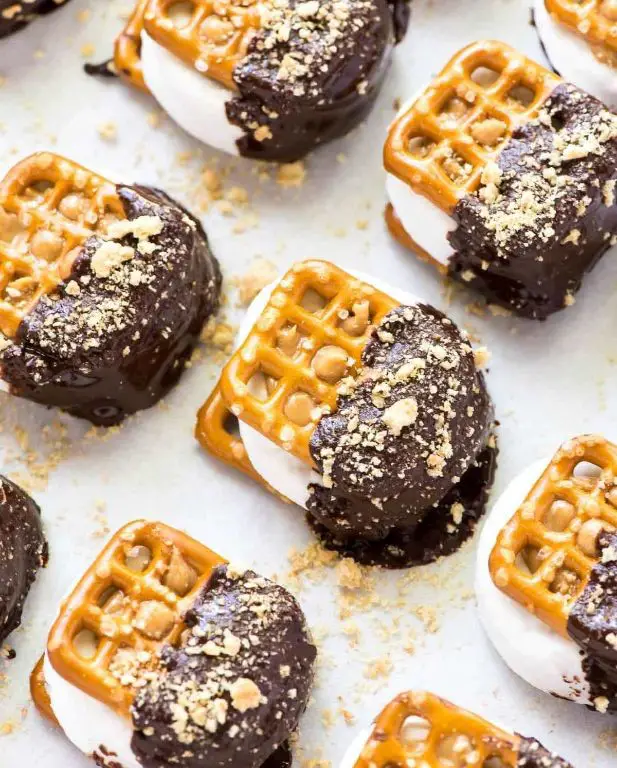 Marshmallow Fluff and Pretzel Bites