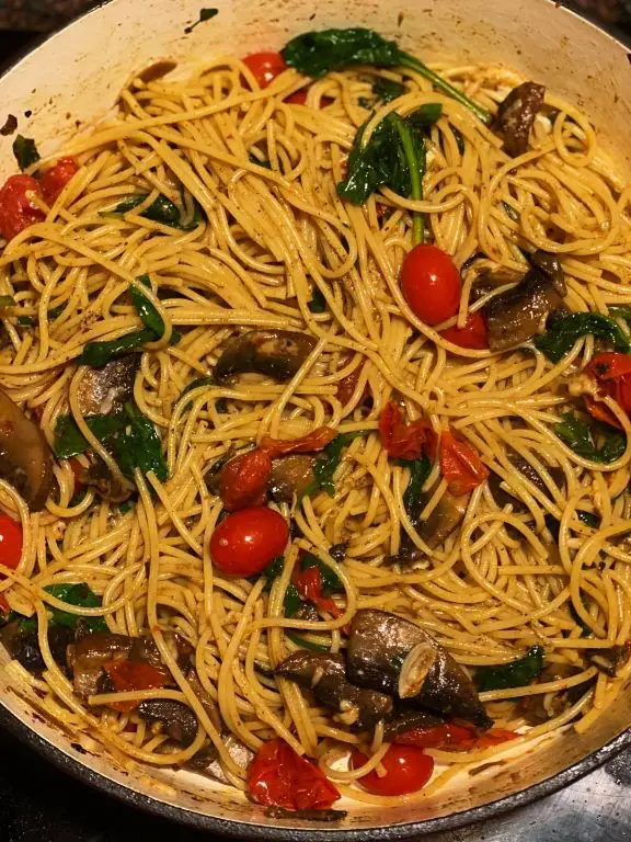 Mediterranean Anchovy Pasta with Cherry Tomatoes