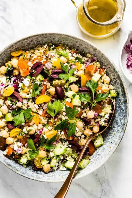Mediterranean Chickpea and Quinoa Bowl