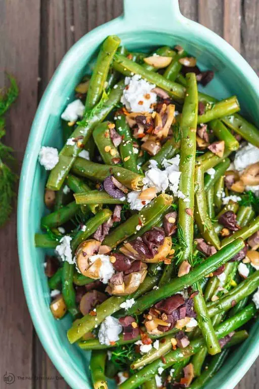 Mediterranean Green Bean Salad with Feta and Olives