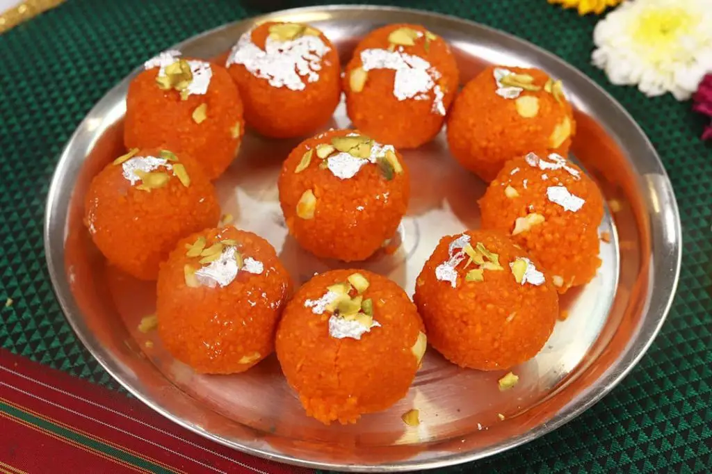Motichoor Ladoo with Saffron