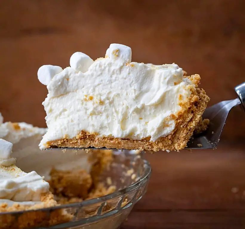 No-Bake Marshmallow Fluff Cheesecake