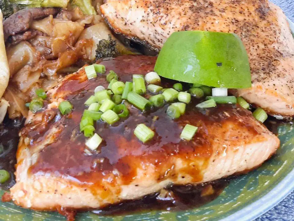Oyster Sauce Marinated Grilled Salmon