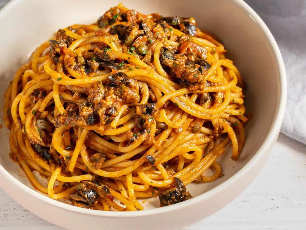 Pasta Puttanesca with Capers and Olives