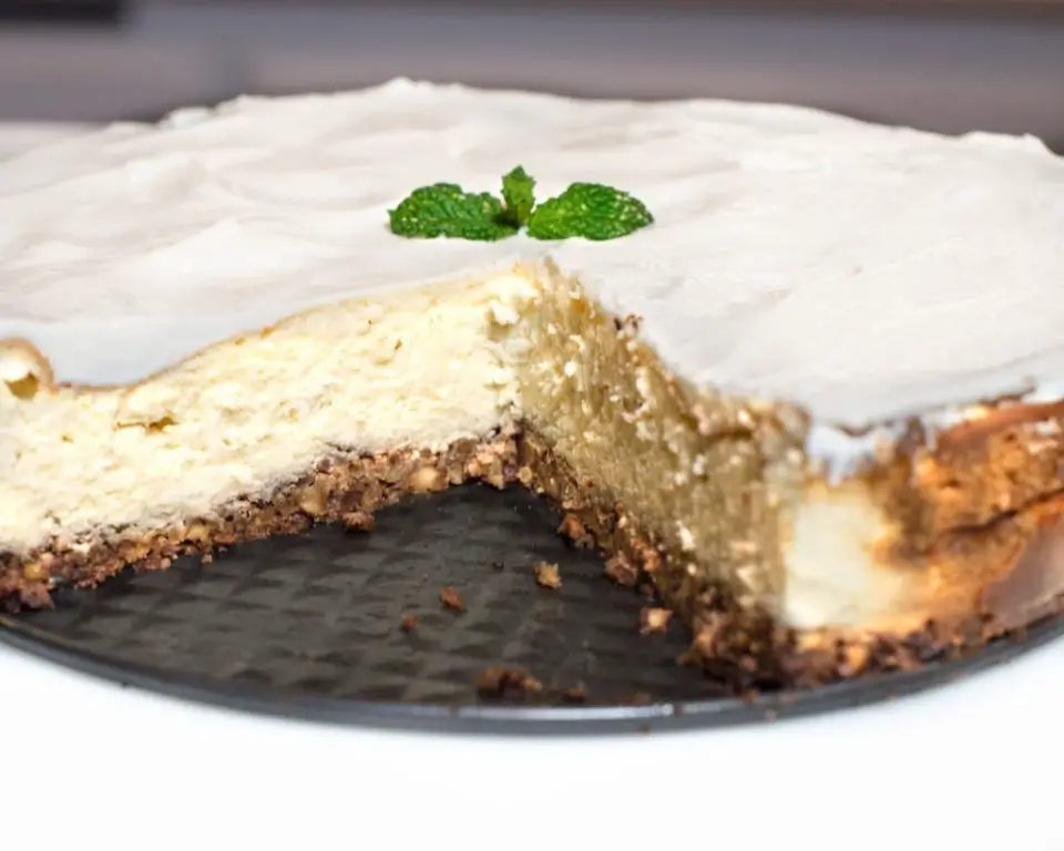 Pecan Flour Cheesecake Crust