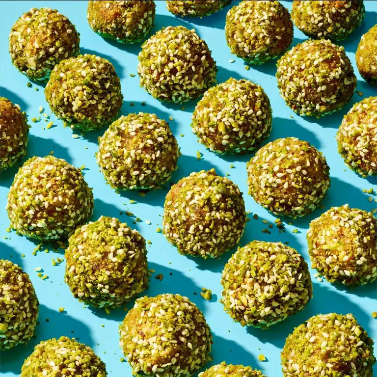 Pistachio and Apricot Energy Balls