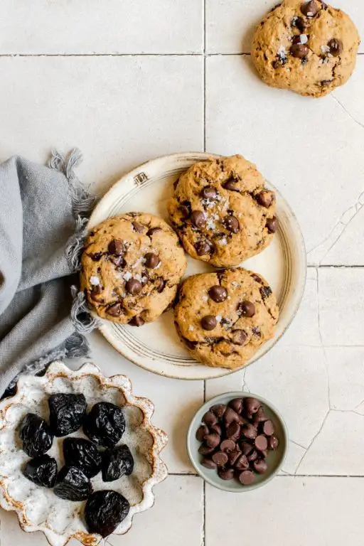 Prune and Chocolate Chip Cookies