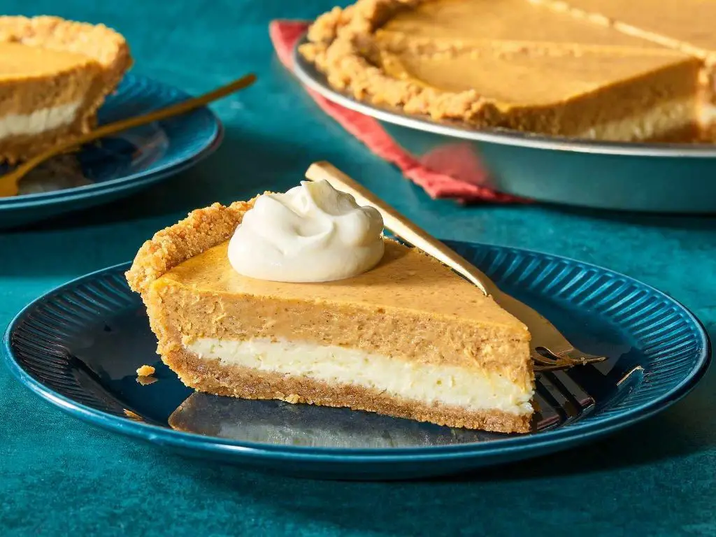 Pumpkin Spice Layered Cheesecake