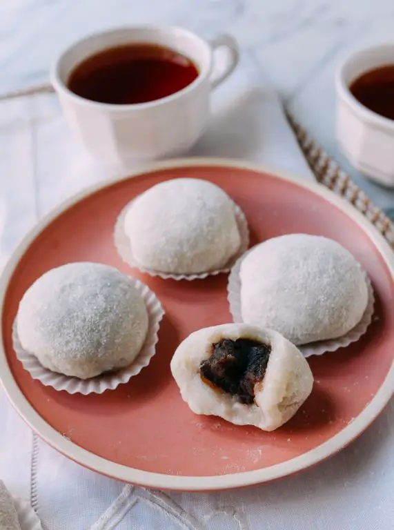 Red Bean Paste Mochi Balls