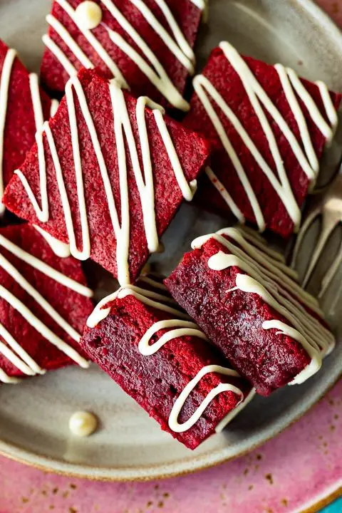 Red Velvet Brownies with White Chocolate Drizzle