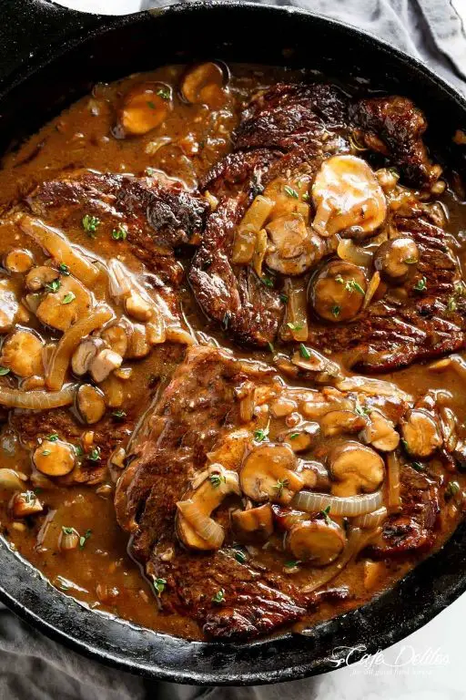 Red-Eye Gravy with Sautéed Mushrooms