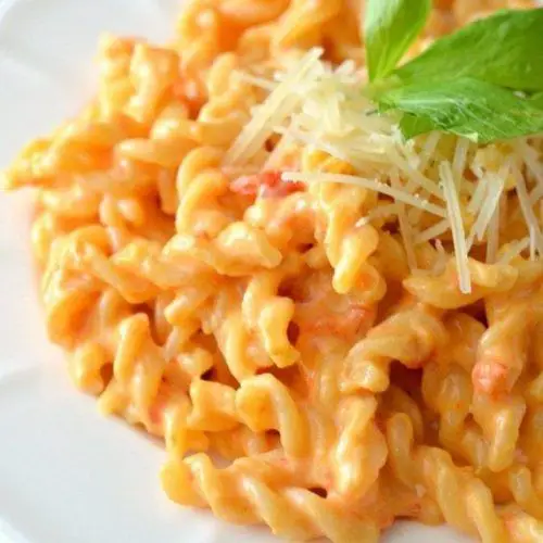 Roasted Red Pepper Mac and Cheese