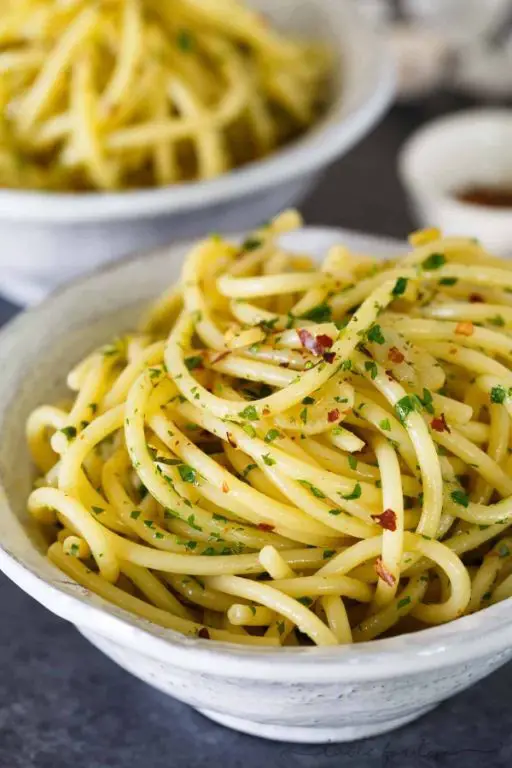 Simple Pasta with Olive Oil and Chili Flakes