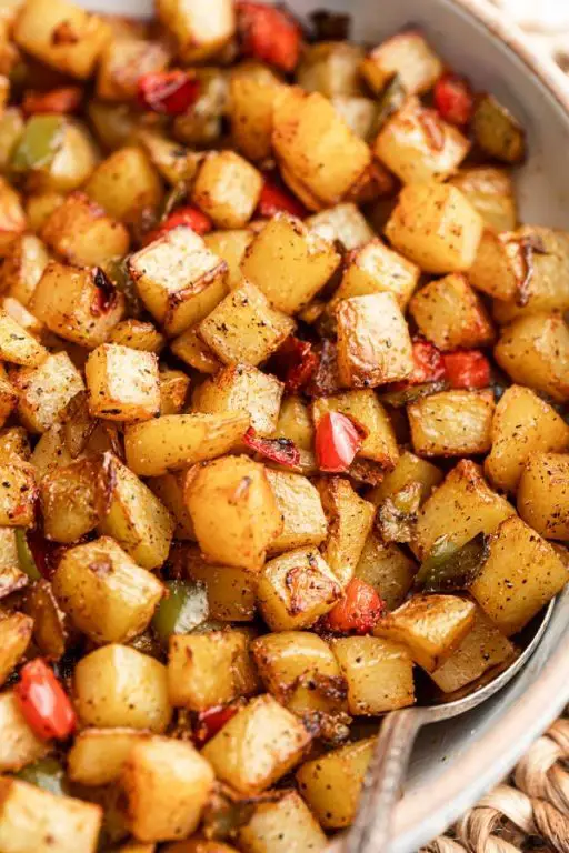 Skillet Breakfast Potatoes with Peppers and Onions