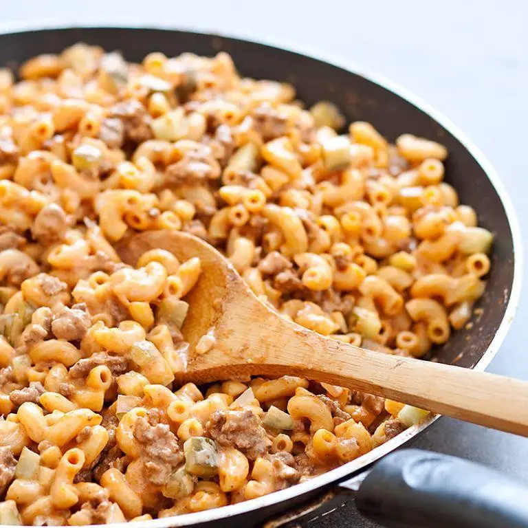 Skillet Hamburger Mac and Cheese
