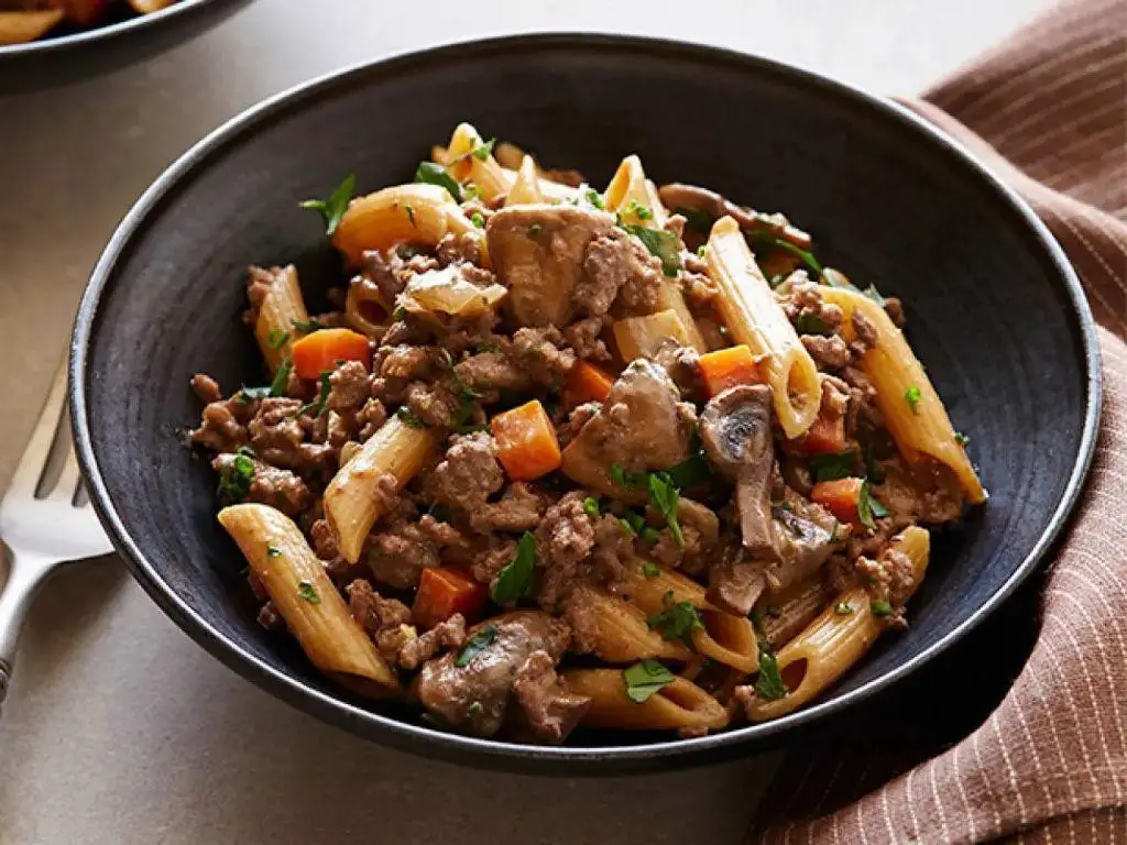 Skillet Hamburger Stroganoff