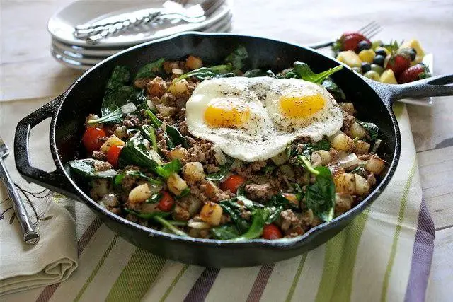 Skillet Hamburger and Egg Breakfast Skillet