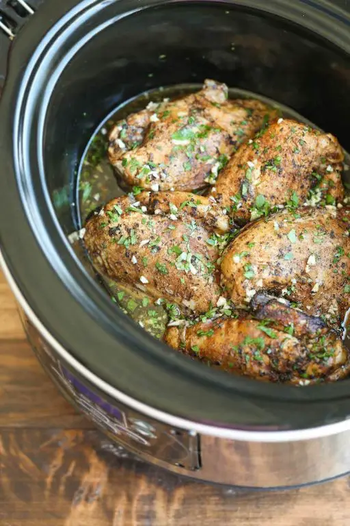Slow Cooker Balsamic Glazed Chicken