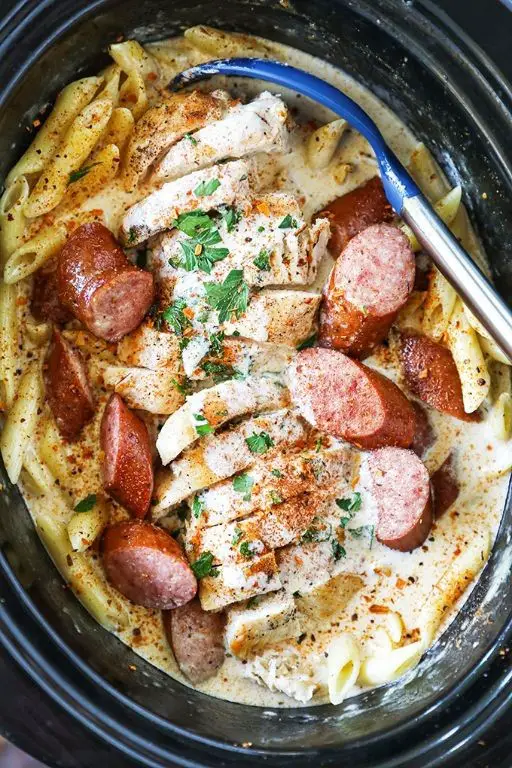Slow Cooker Chicken Cajun Pasta