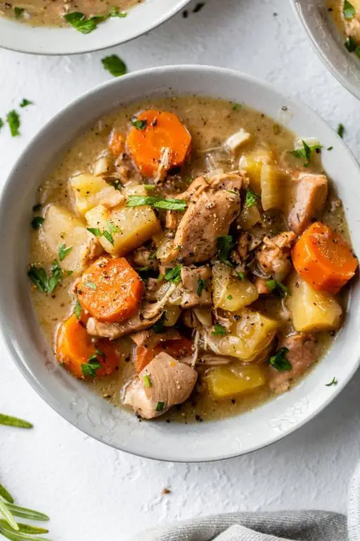 Slow Cooker Chicken and Vegetable Stew