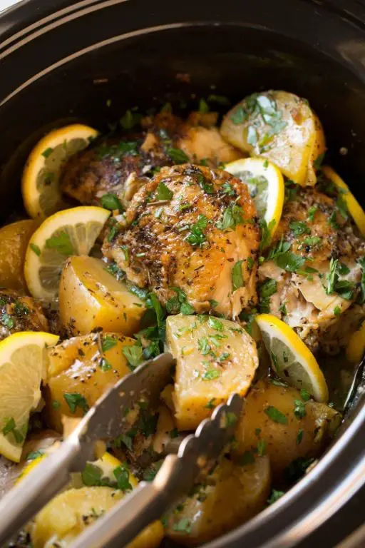 Slow Cooker Greek-Style Lemon Garlic Chicken