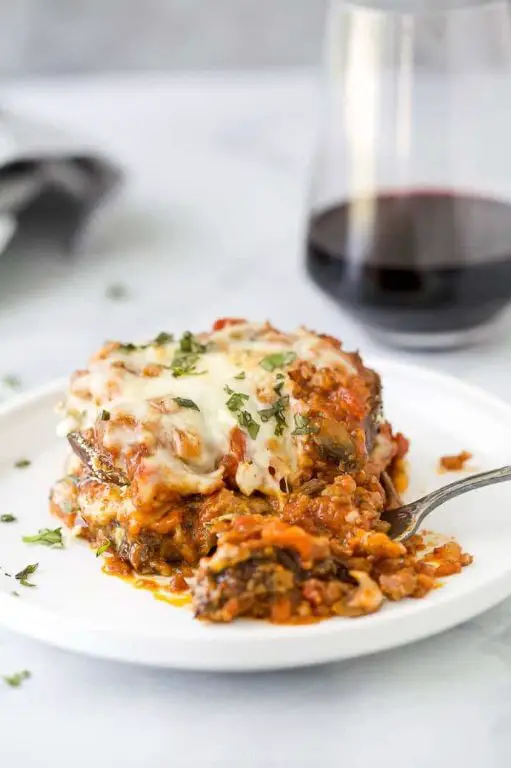 Slow Cooker Italian Sausage and Eggplant Parmesan