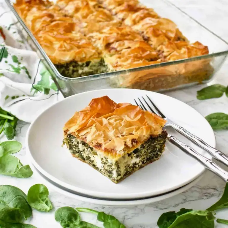 Spanakopita (Greek Spinach Pie)