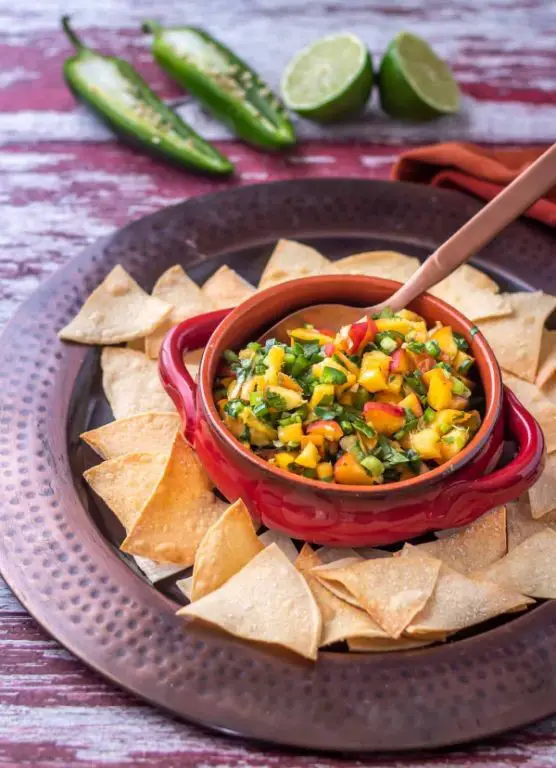 Spicy Peach Salsa with Tortilla Chips