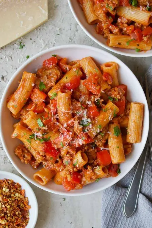 Spicy Sausage and Peppers Pasta