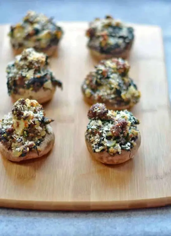 Spinach and Sausage Stuffed Mushrooms