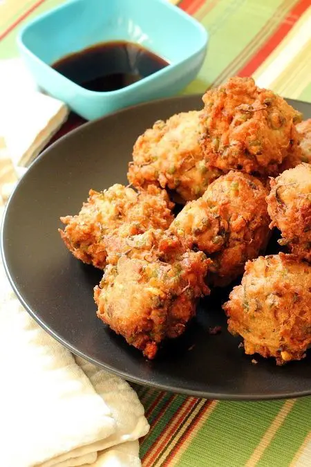 Sprouted Mung Bean and Carrot Fritters